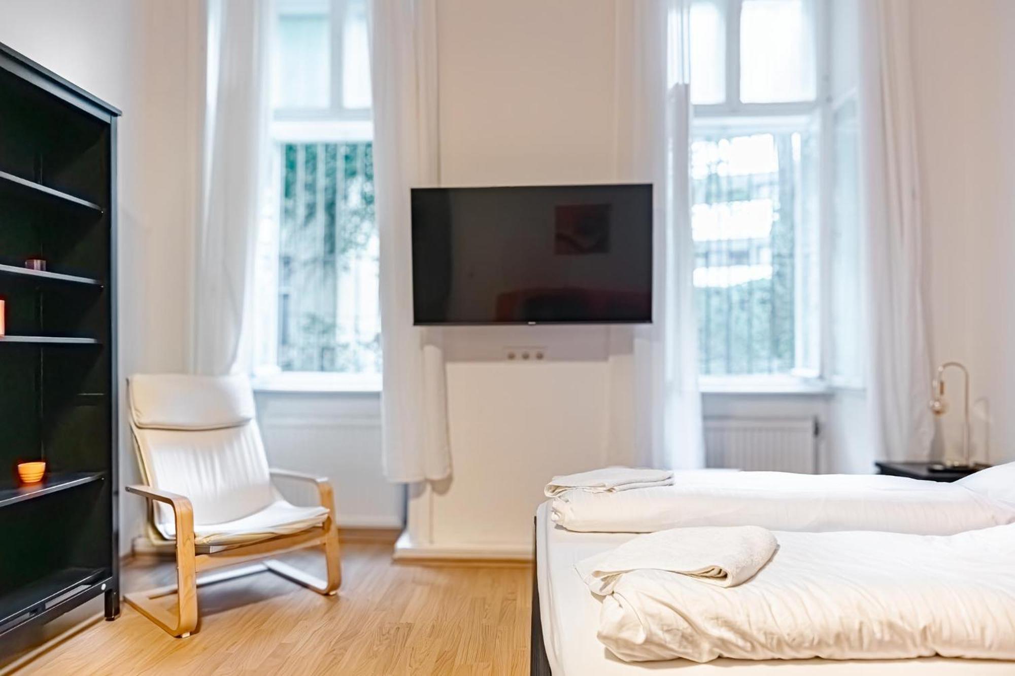 וינה Chic Apartment - Very Central And Well Connected מראה חיצוני תמונה