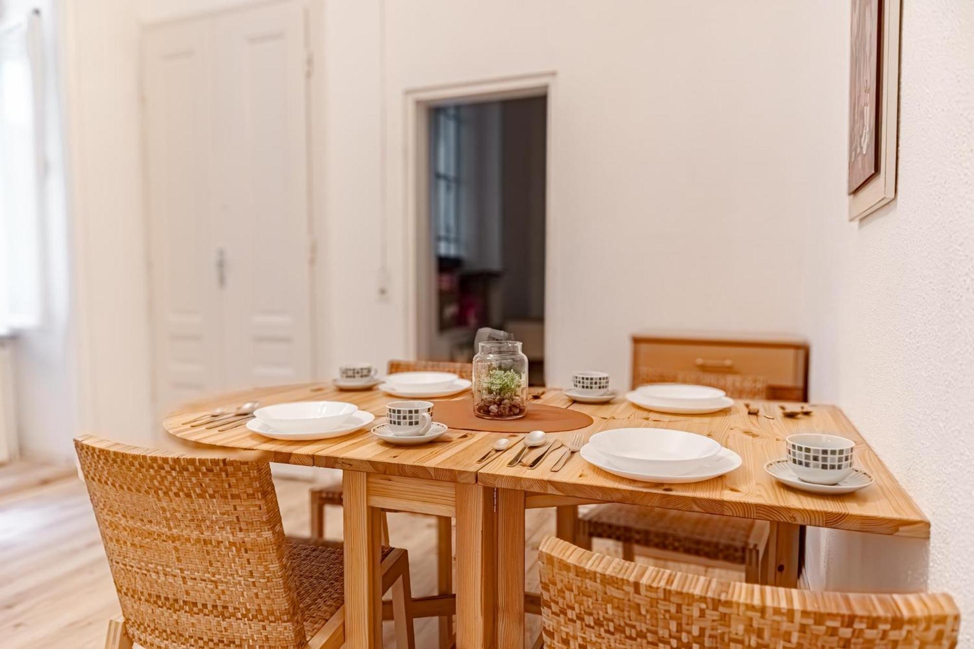 וינה Chic Apartment - Very Central And Well Connected מראה חיצוני תמונה